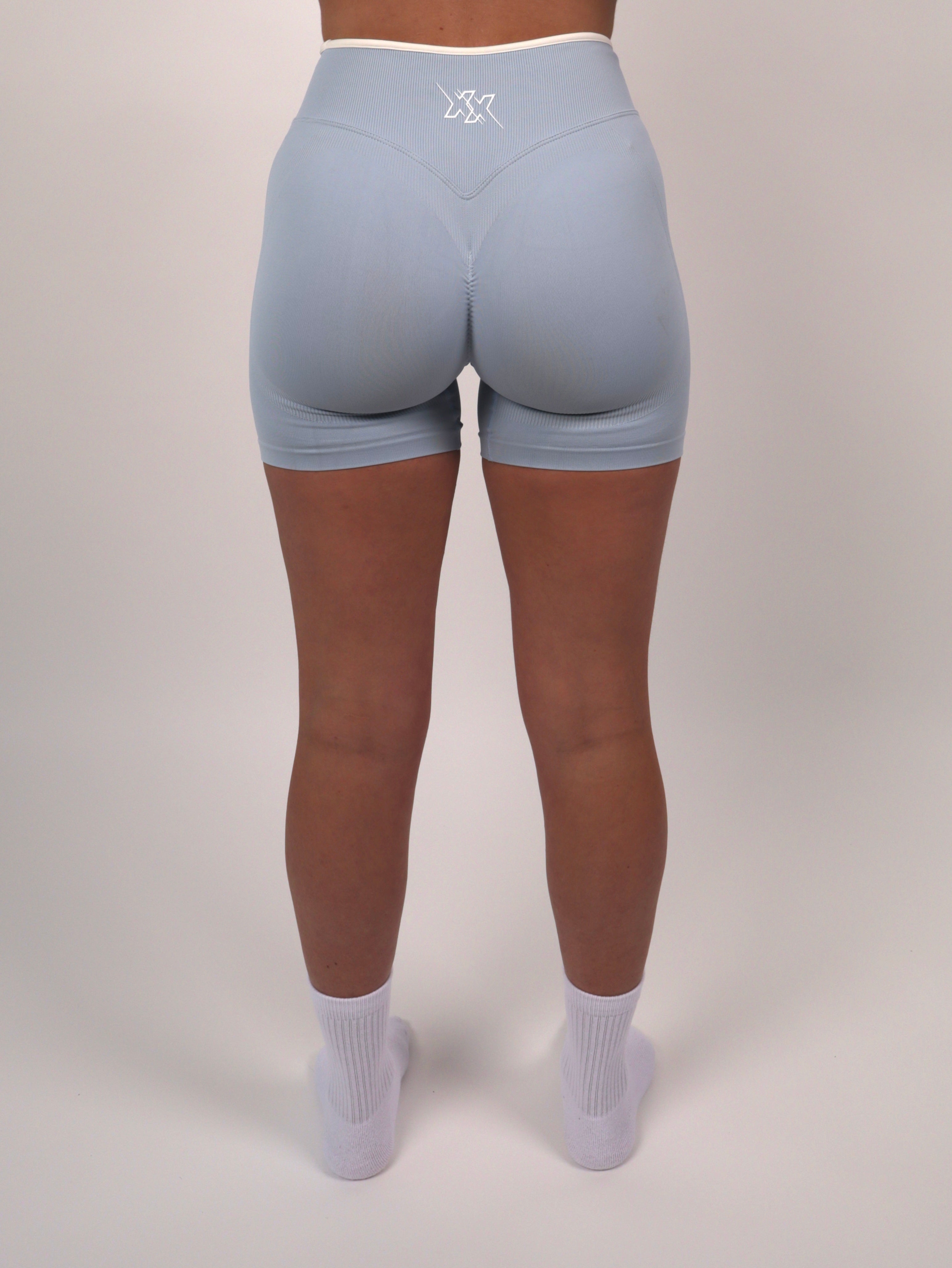 Contourline Scrunch Shorts – Ice Blue