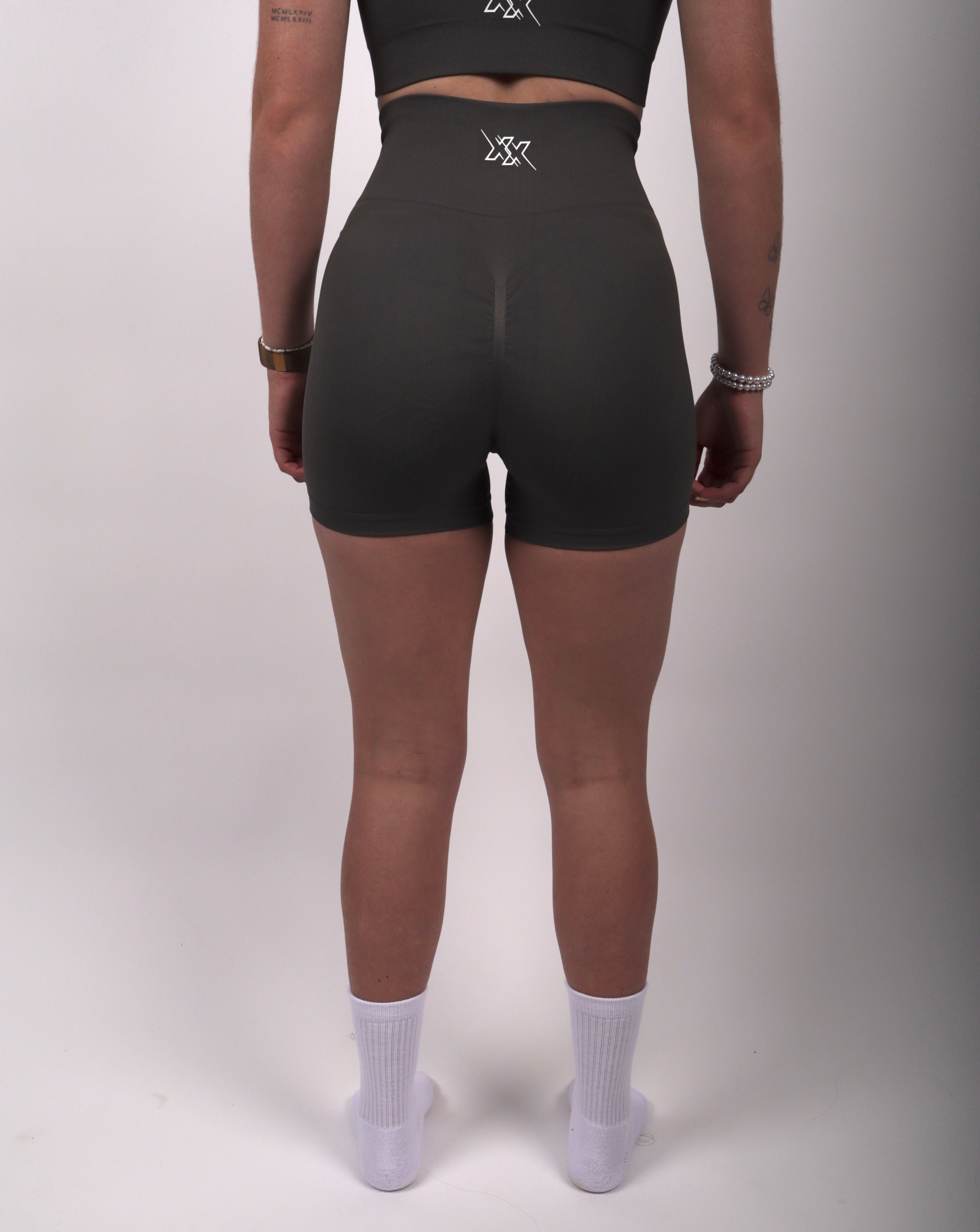 Performance Short Stone Grey